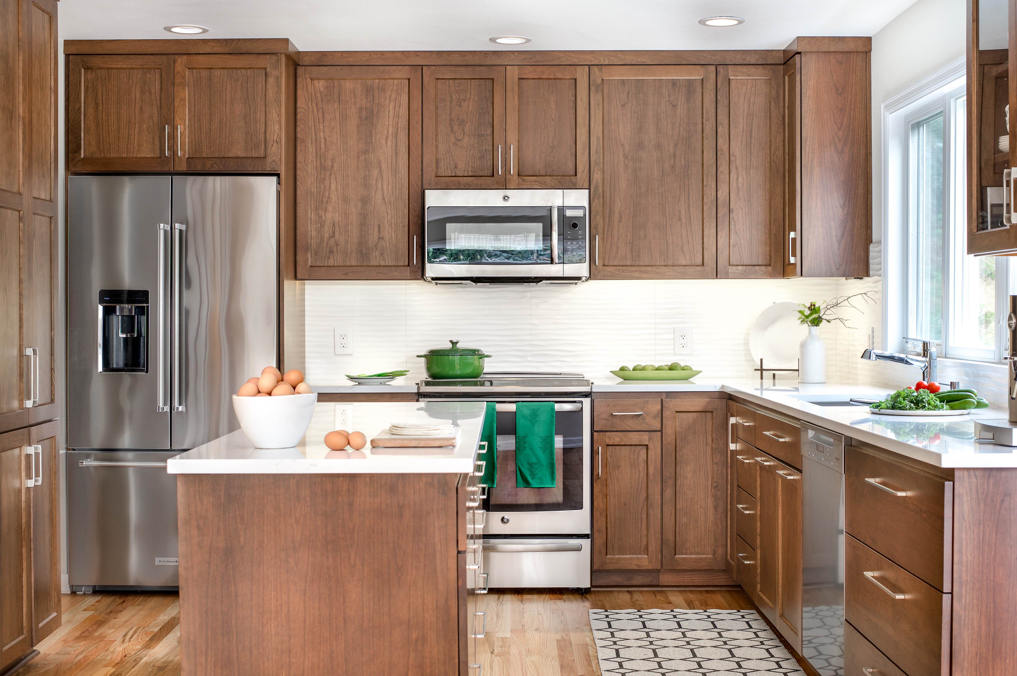 Modern kitchen cabinets